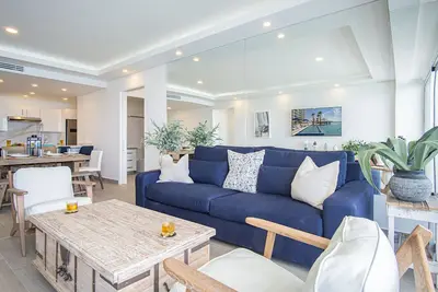 Image de *Stunning* 2br condo at Encantame Towers Velero 2302 in playa Encanto