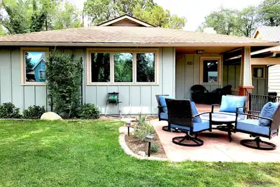 Image de Charming Craftsman in Heart of Historic Prescott - Dog Friendly - Great Backyard
