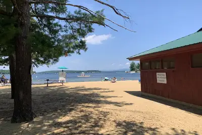 Image de 3br 2Bath Minutes to Lake Winni and Gunstock, family house