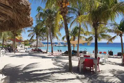 Image de Heerlijk Zeezicht Appartement op Blue Bay
