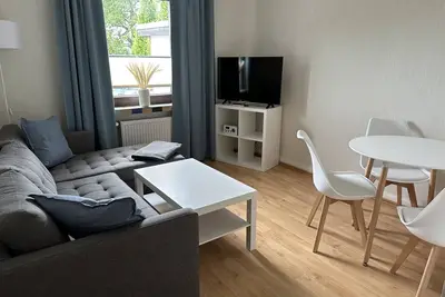 Image de Appartement-Hinterhaus Wohnung 1-Famille-Vue sur la cour-Salle de bain privée