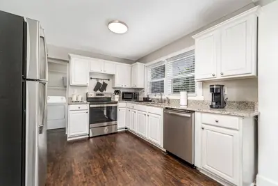 Image de Belvedere Gem- 10 mins to Emory Decatur hospital**8 mins to downtown Decatur