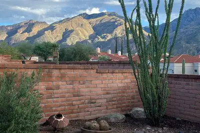 Image de Unbeatable Views! Stunning Remodeled 3 bedroom House in Catalina Foothills