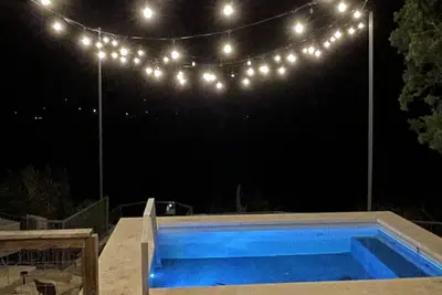 Image de Bluff House on the Lake