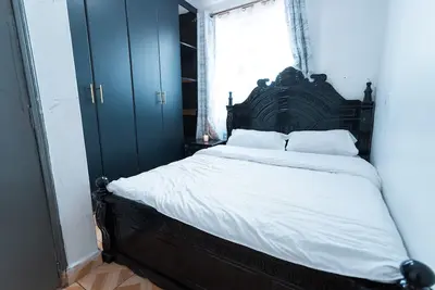 Image de Lovely 2-Bedroom Condo