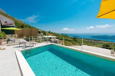 Image de Superbe maison de 2 chambres à.