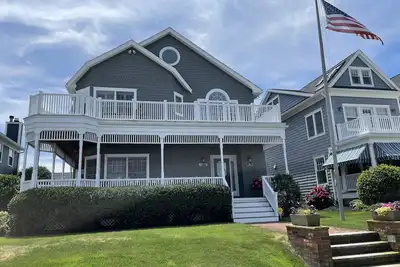 Image de Avon By The Sea Luxury Home Steps From The Beach With Gorgeous Ocean Views