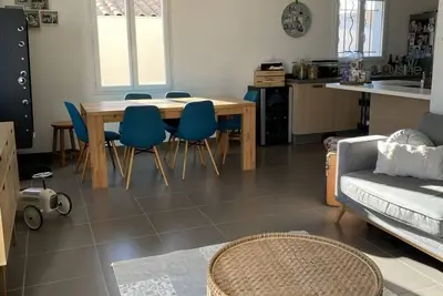 Image de Maison chaleureuse proche de Nîmes