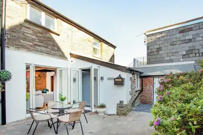 Image de 2 chambres à coucher à Tintagel