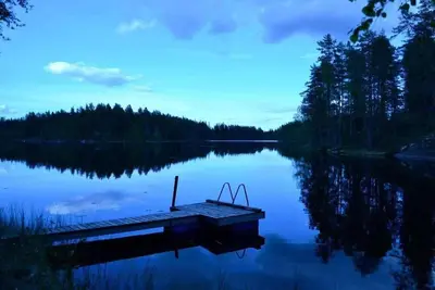 Image de Wonderful traditional Finnish holiday house in silent forest lake