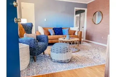 Image de Newly updated 3 bedroom cottage with Solo Stove fire pit