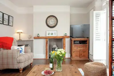 Image de 4 chambres à coucher à Shaldon