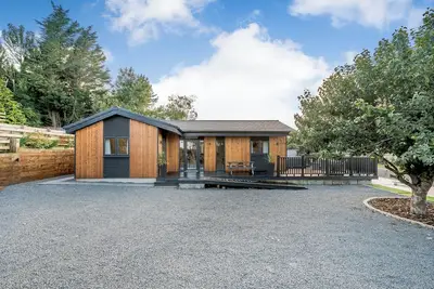 Image de 2 chambres à coucher à Ayr