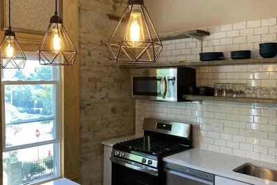 Image de Moments to Fiserv Forum and Downtown Milwaukee!