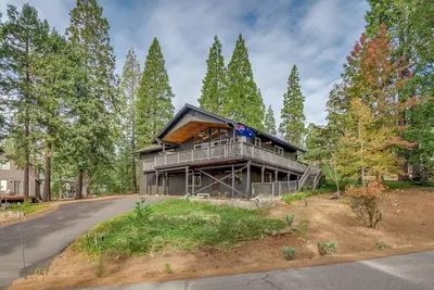 Image de Kelly Cabin - 4 Bedroom 3 Bath With Private Hot Tub!