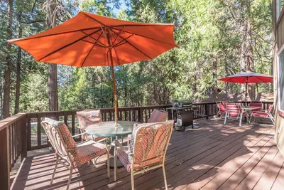 Image de Pop's Place - Air Conditioned Cabin w/ Access to Golf and Bls