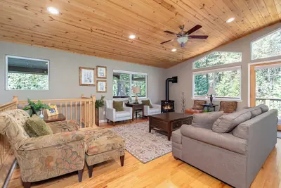 Image de Walk To Lakemont Pines Lake And Arnold Rim Trail W/Air Conditioning