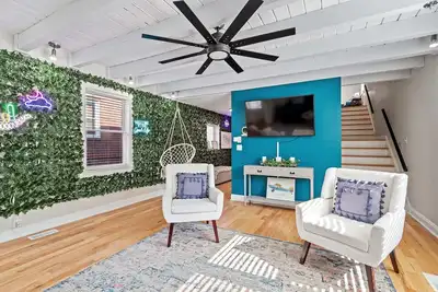 Image de The Gathering House | Sleeps 15 + Games + Parking