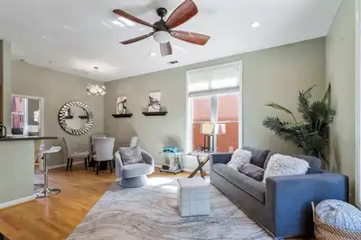 Image de Warehouse District Modern Condo w/ Private Garage