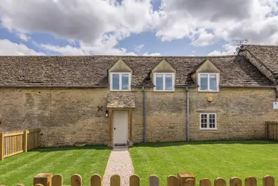 Image de 4 bedroom accommodation in Ampney Crucis, near Cirencester