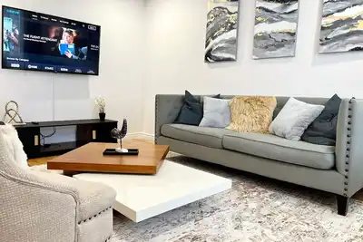 Image de *Charming beautiful house* 7mn to downtown Ottawa
