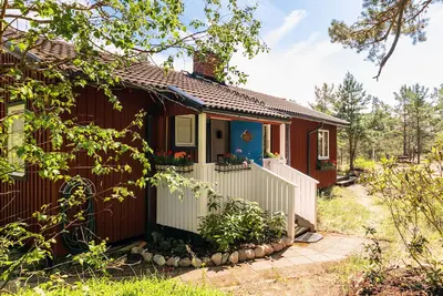 Image de Authentic Swedish family home on the archipelago