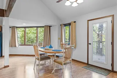 Image de Holiday Shores 18 - Trois Chambres Villa, Couchages 8
