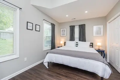 Image de The Pink Pearl / 5 Min to Rupp / Newly Remodeled