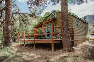 Image de C-106) Paiute Pines Cabin