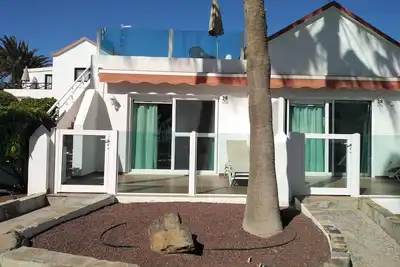 Image de Ocean view flats 2 minutes from the beach.