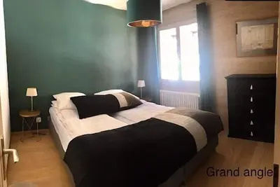 Image de Extérieur : Magnifique appartement refait à neuf - pour 6 personnes - Au 3ème étage d'un batiment -