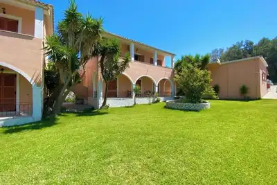 Image de Appartement Dora Pagoi 2 avec vue sur les montagnes, jardin partagé et Wi-Fi.