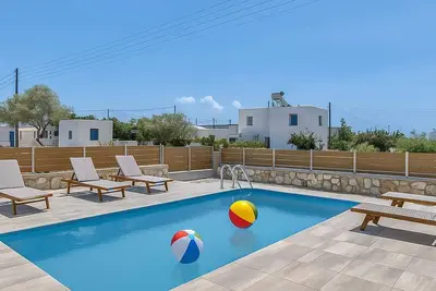 Image de Paros Poolside Gem - Athena's Sea Getaway
