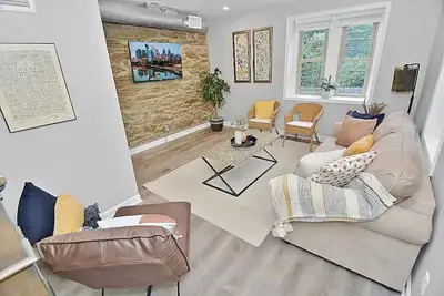 Image de Patio/ Grill / Chestnut Hill / 2 Br/ 1. 5 Ba