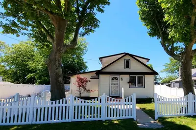 Image de Pet Friendly Beach Get-Away