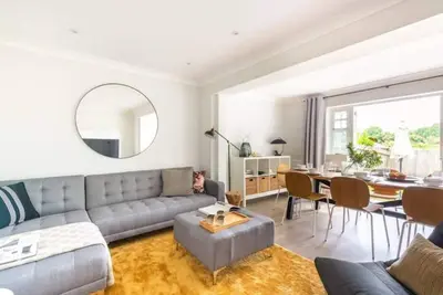 Image de Luxury 5br/5 Beds House Free Parking/Portable Aircons/Great Views