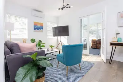 Image de Design District Apartment (201)