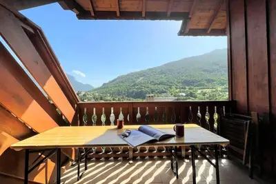 Image de 3ème étage, vue panoramique, balcon, parking, télévision, 64m², Serre Chevalier