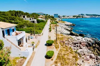 Villa facing the sea - Sa Pedrus