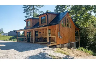 Image de 2 Bed Cabin Hot tub - Fire Pit - WiFi Red River Gorge Ky Lake