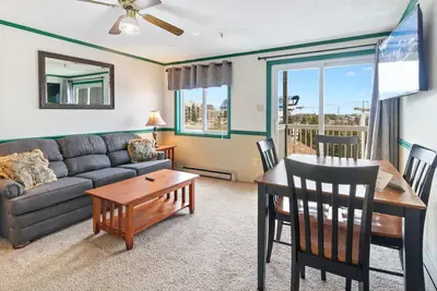 Image de Ml240 mountain views Next to slopes Gated Parking