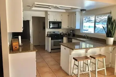 Image de Welcome Inn: Family Friendly Oasis among the Oaks in Wine Country