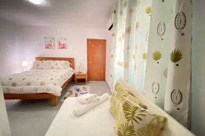 Image de Dream Apt in the City Center-5 min walk to the beach