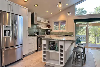 Image de Eagles-Perch, Home Close to Downtown Eagle