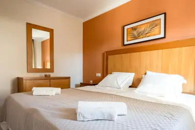 Image de Lovely appartment with pool access Clara132