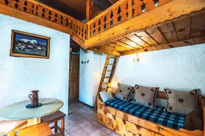 Image de Studio Savoyard avec Balcon, Près des Pistes à Tignes - Idéal pour 4 Personnes