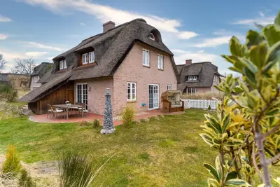 Image de Stormhus Böhl - beautiful thatched house with great facilities!