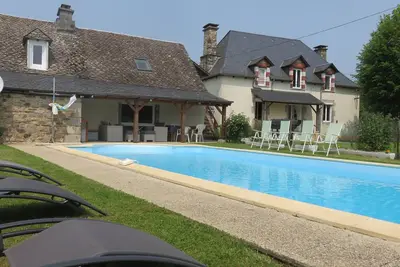 Image de Location Gîtes rénovés 14 personnes avec piscine chauffée 10mx5m