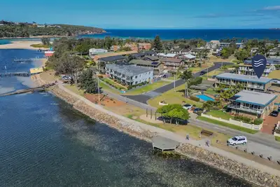 Image de Lakeside Apartment- By the water edge