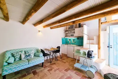 Flh Vale Judeu Rustic Mezzanine Cottage Ii